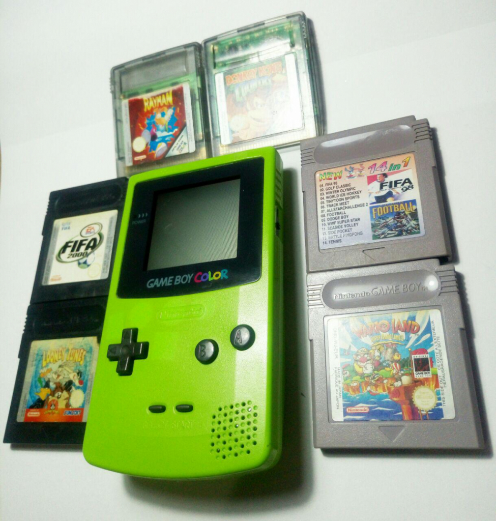ᐅ GAMIMBO - Lote Game Boy Color + 5 juegos y 1 multijuego. de Game Boy Color  nuevo o de segunda mano